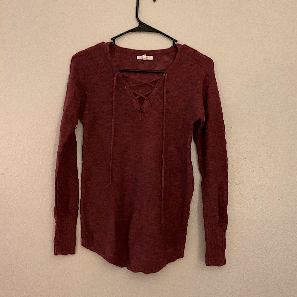 Maroon vneck sweater. Small. Maurices